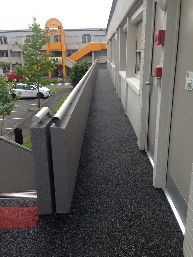 Hotel Campanile Nantes Saint-Sébastien-Sur-Loire Facilidades foto