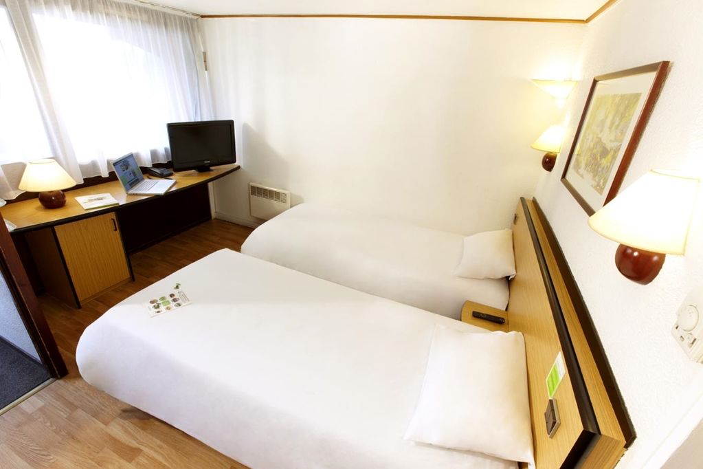Hotel Campanile Nantes Saint-Sébastien-Sur-Loire Habitación foto